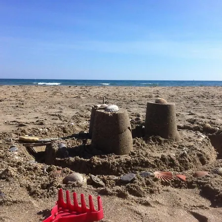 4 Pieces A Avec Balcon, Proche Plage, Activites Familiales Et Commodites - Fr-1-338-509 Apartamento