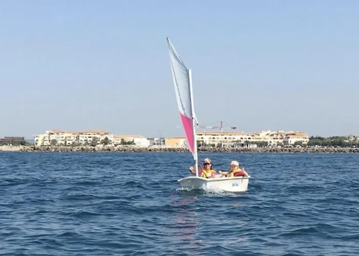 4 Pièces à Avec Balcon, Proche Plage, Activités Familiales Et Commodités - Fr-1-338-509 * Sète