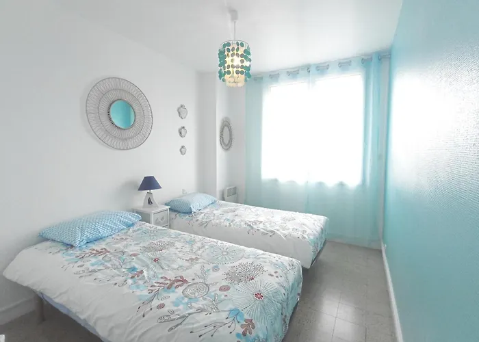4 Pièces à Avec Balcon, Proche Plage, Activités Familiales Et Commodités - Fr-1-338-509 * Sète